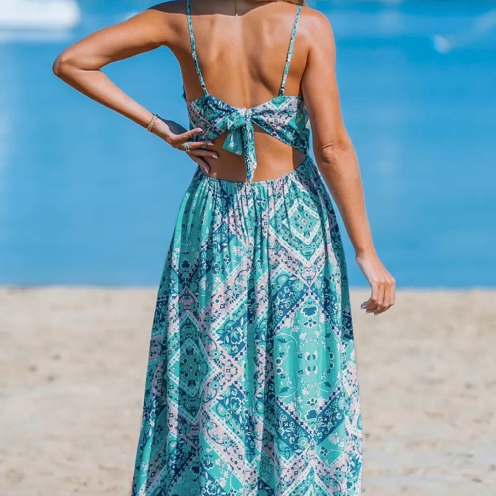 Cupshe Teal and White Patterned Maxi Dress NWOT - Picture 2 of 3